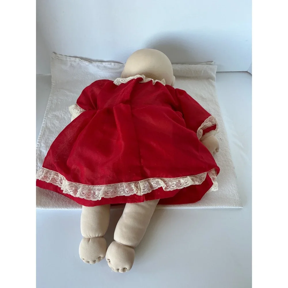Vintage 1984 Doll Red Lace Dress Blue Eyes‎ 18in Retro Toy